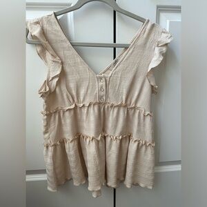 Flowy tank with ruffles size small never worn
